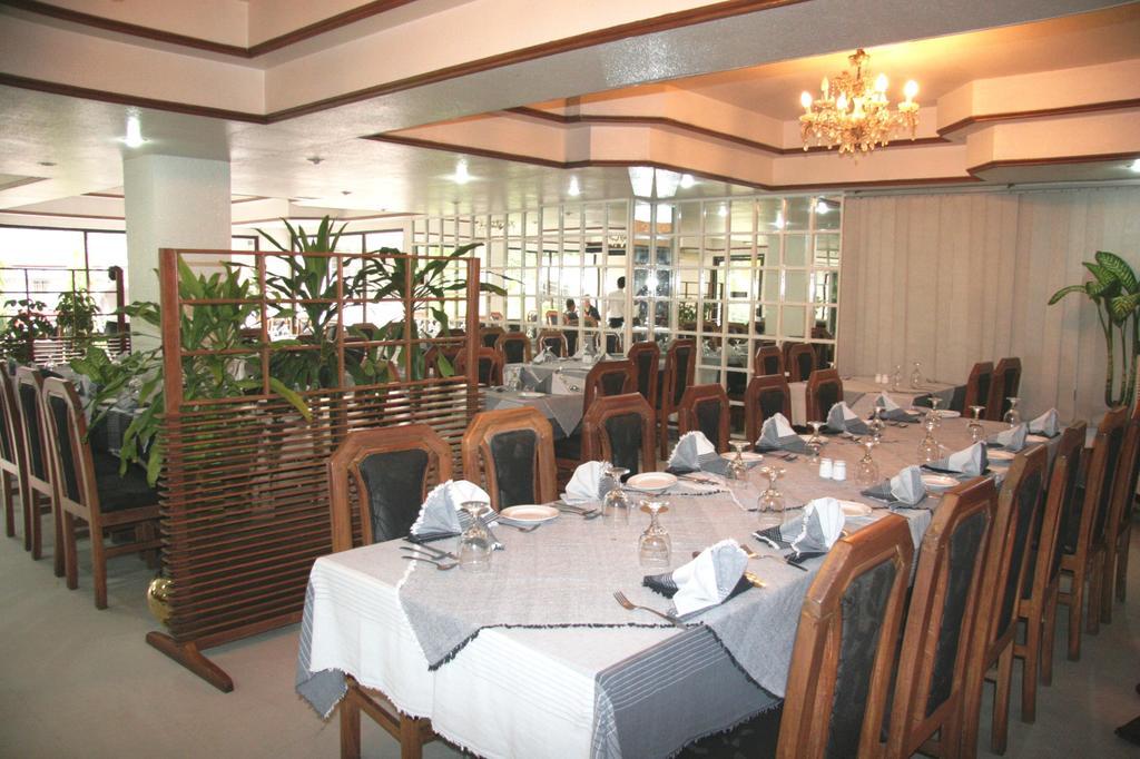 White House Hotel - City Center Дака Екстериор снимка